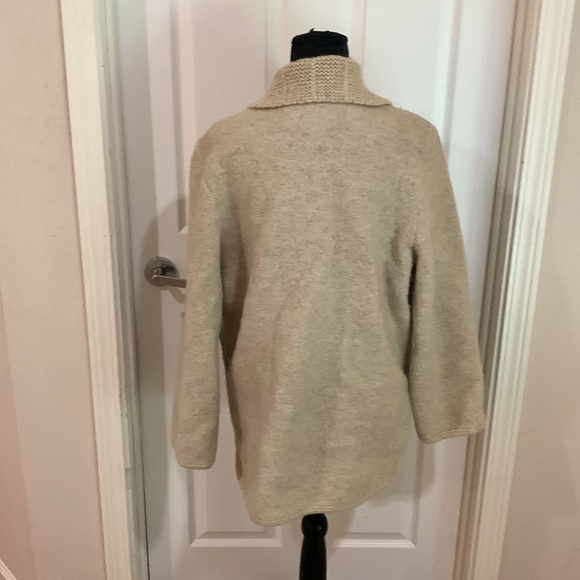 Vtg Giesswein Oatmeal beige button down wool sweater jacket home garden sz M - Picture 7 of 8